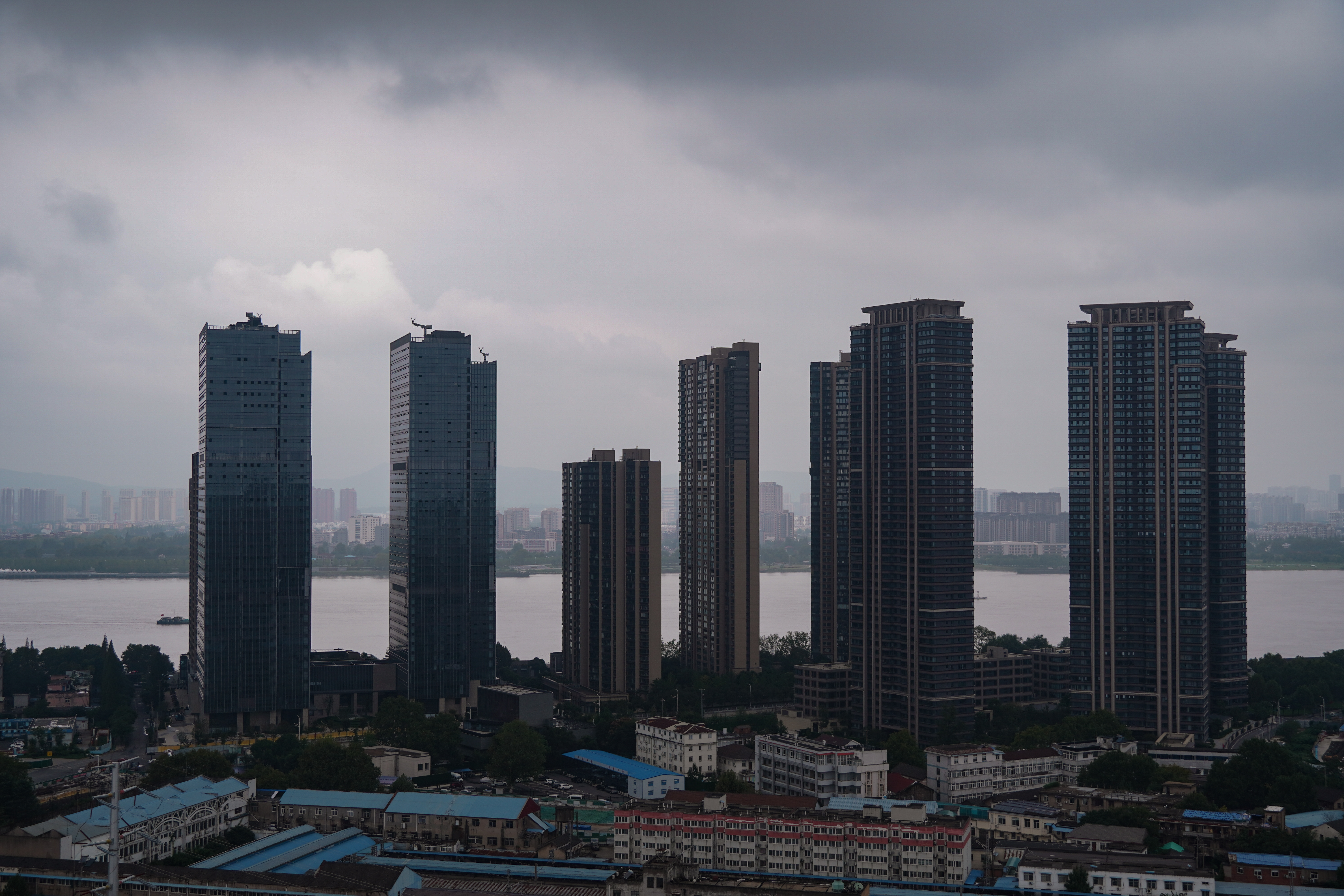 从阅江楼向长江方向望去