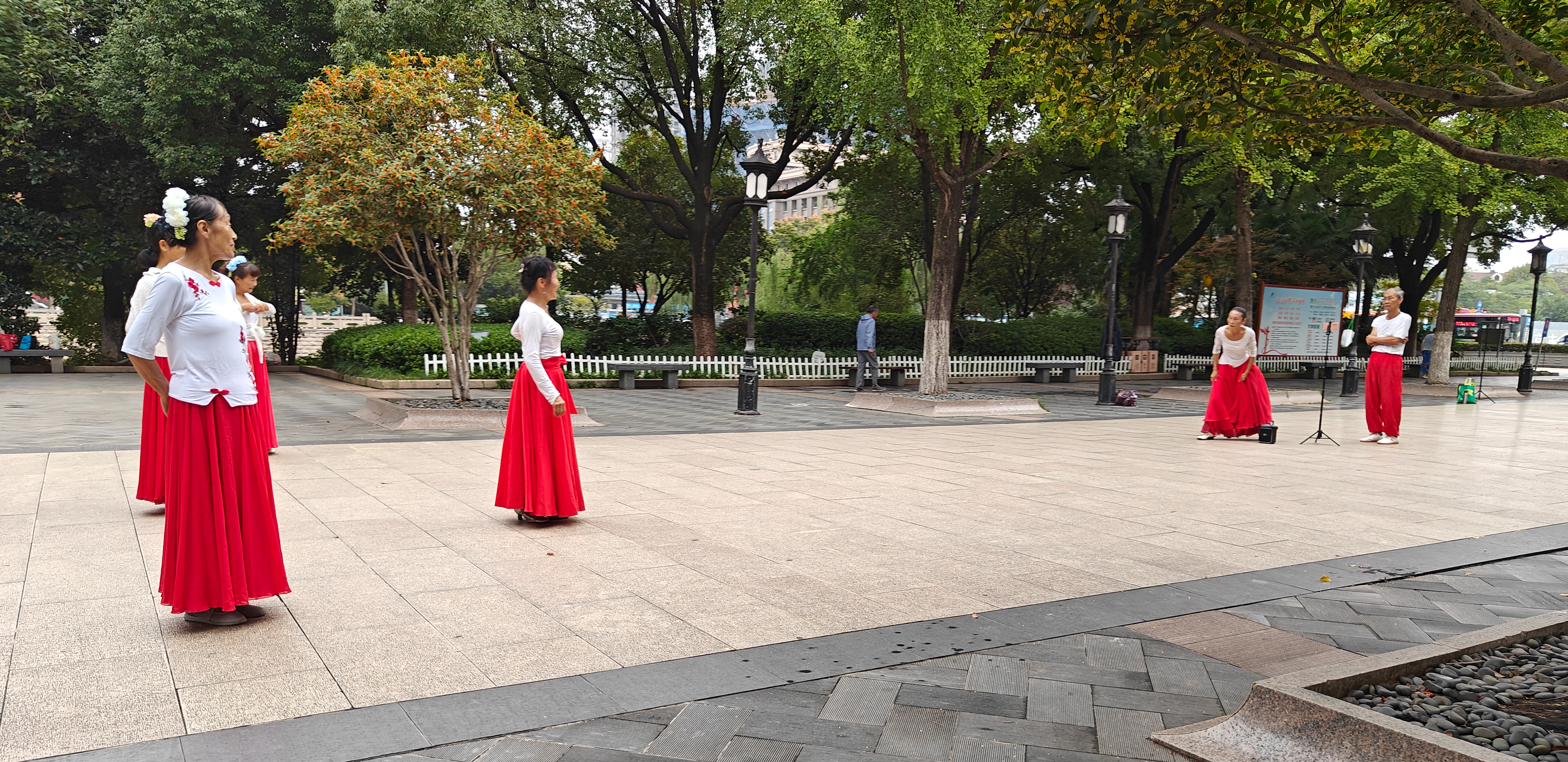 狮子山下的公园